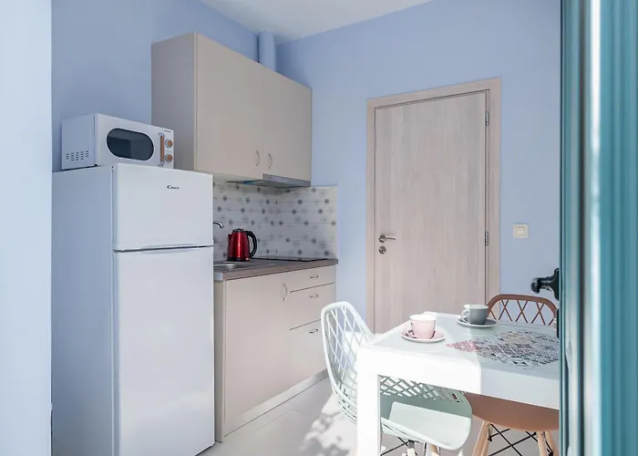 M City Apartments 100M From The Beach